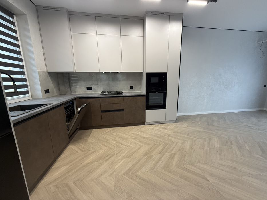 Продаж 2 поверхового таунхауса з ділянкою на 1.6 сотки, 73 кв. м,