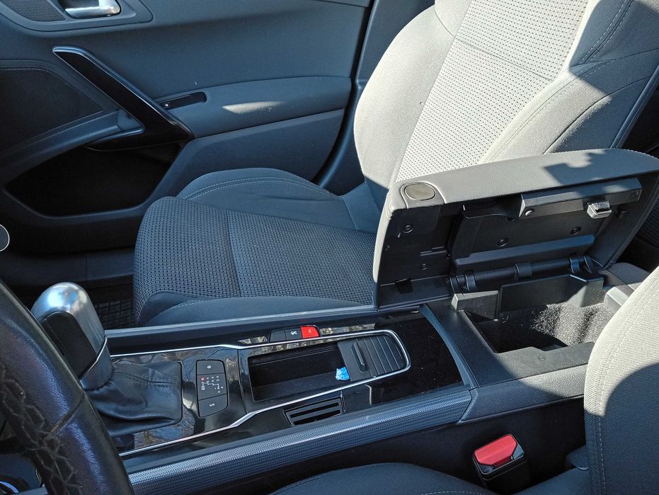 Peugeot 508 1,6L Diesel 120KM Automat 2017 Rok