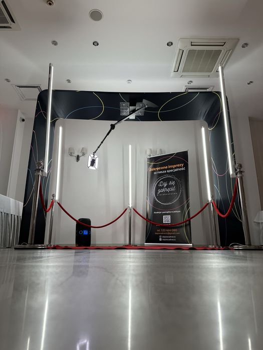 Fotobudka Sky 360 Spinner Pro dla 10-15 osób overhead fotobrama