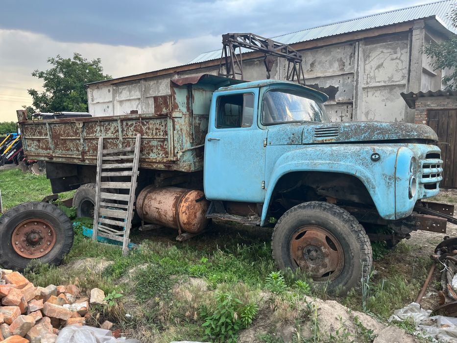 Продам ЗІЛ 130 самоскид з документами на реставрацію