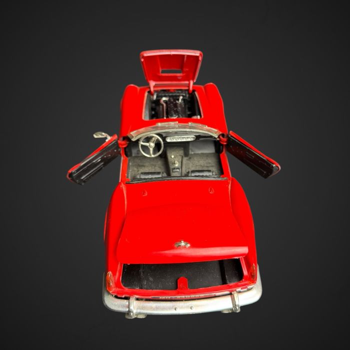 Model Ferarri 250 GTO California Tonka Polistil 1/16 J5/082313