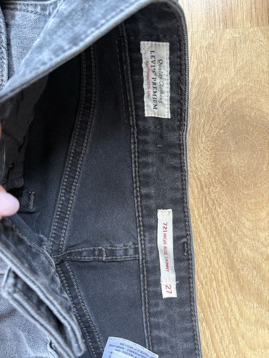 Spodnie grafitowe Levis