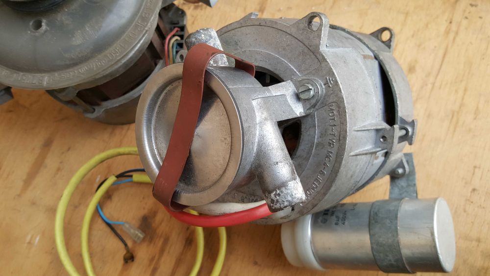 Radziecki silnik do pralki 220V 1350obr./min. 180W
