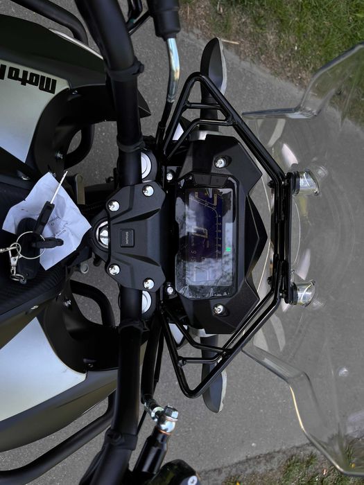 Мотоцикл SPARK SP300T-3
