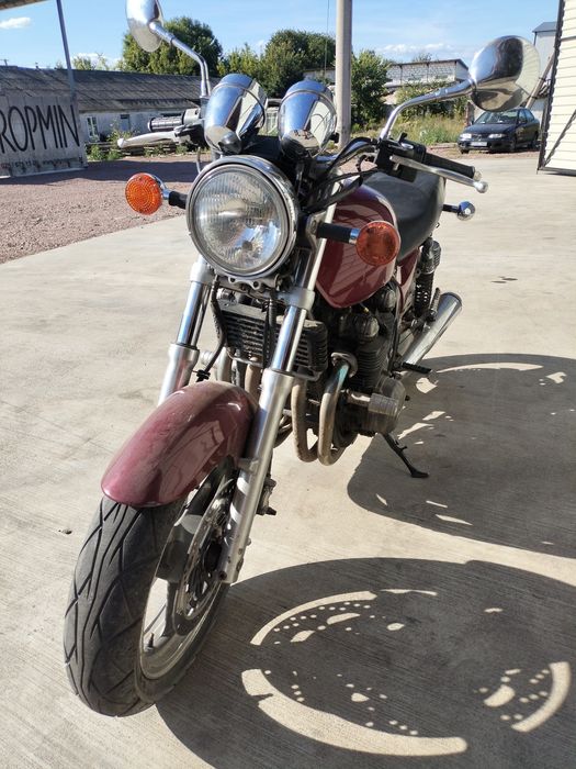 Терміново!!Kawasaki ZR 750 2002 рік