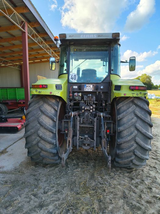Ciągnik rolniczy Claas Ares