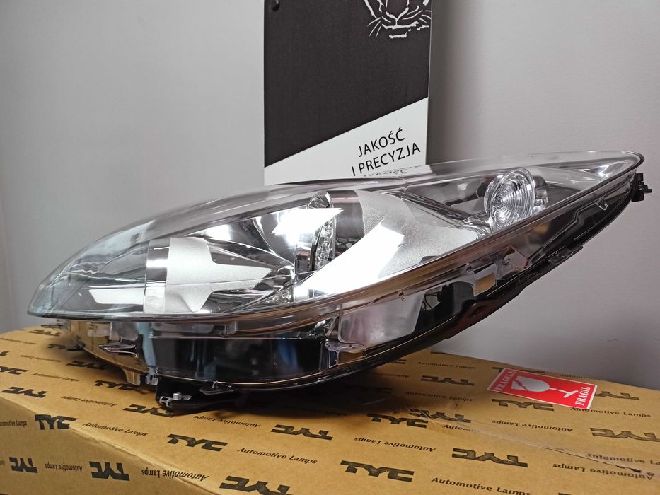 Peugeot 308 11- Lampa/Reflektor przód lewy /H1+H7