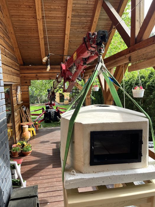 Mini żuraw dźwig z operatorem pająk montaż szyb płyt warstwowych okien