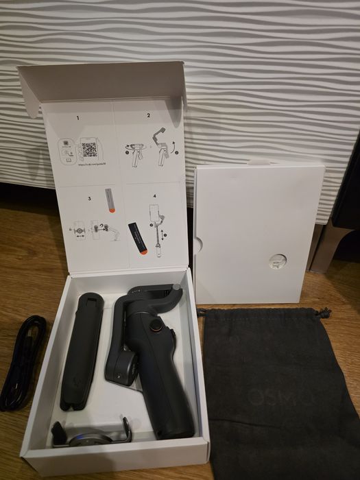 DJI Osmo Mobile 6 Gimbal