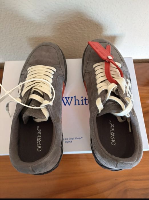 Off white vulcanized low