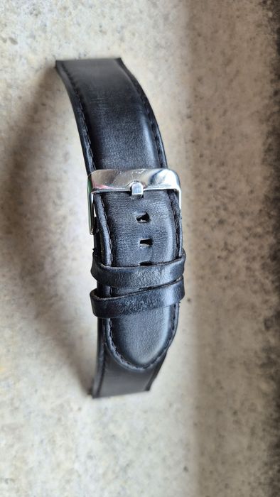 Bracelete relógio pele