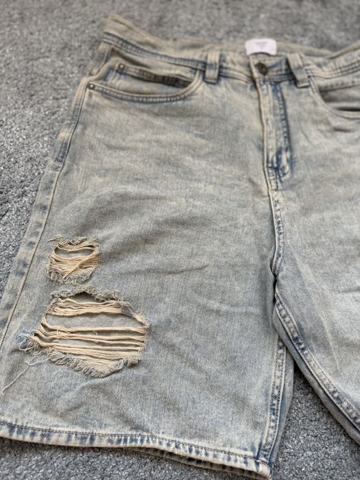 шорти бермуди чоловічі в наявності