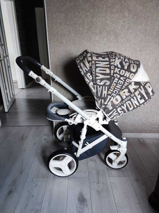 Коляска дитяча Bexa 2 в 1