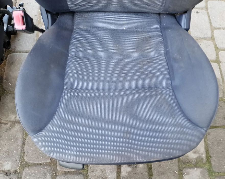fotel przód prawy lewy audi a3 8l 3d