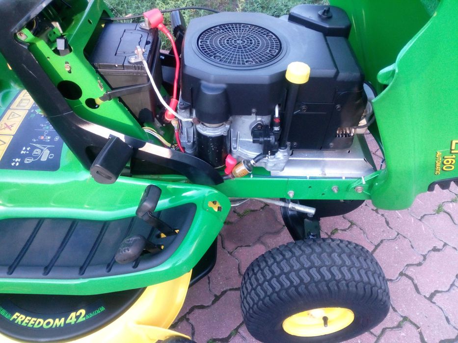 Traktorek kosiarka John Deere LT160 Mulczer 16KM pompa oleju