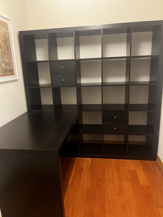 Conjunto Secretária+Estante IKEA+cadeira giratória
