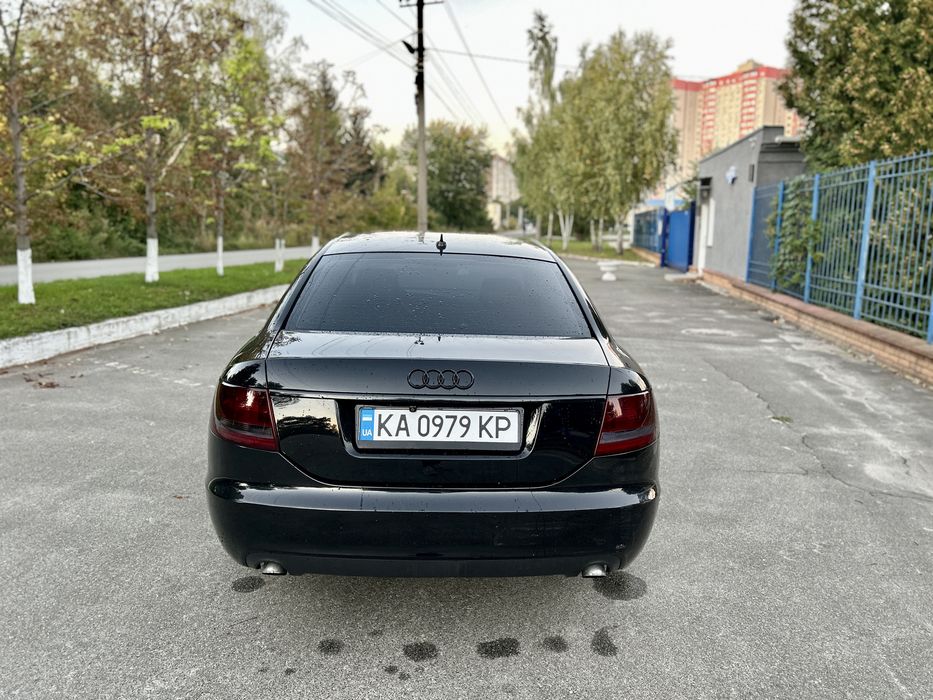 Audi A6 C6.