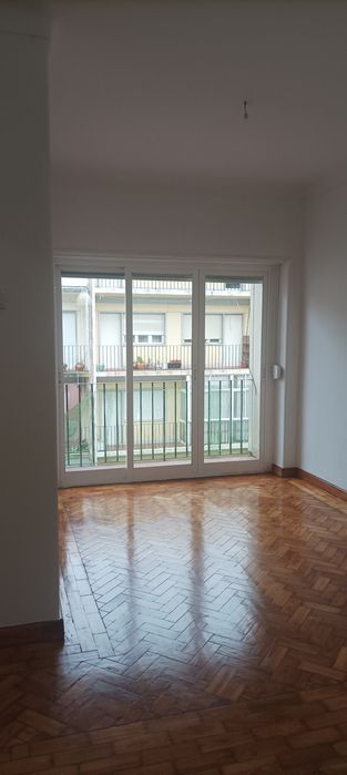 T2 Boas áreas, boas vistas, estação Queluz