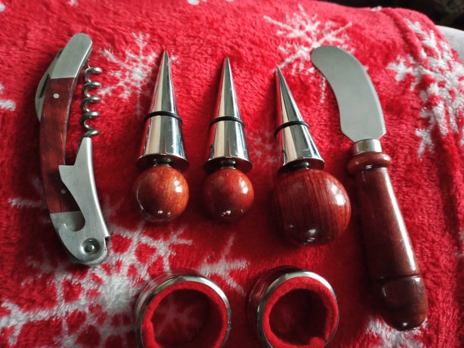 zestaw do wina 7 elementów