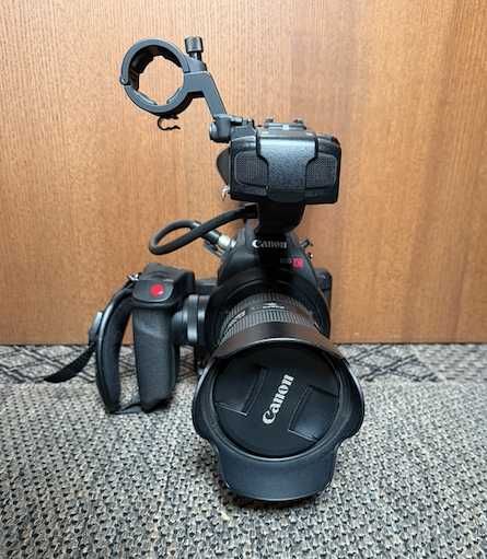 Câmera de filmar/vídeo Canon C100 Mark II - muito estimada