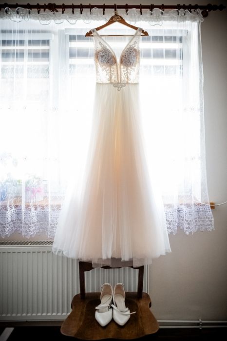 Piękna Suknia ślubna