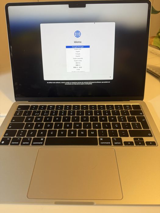 Macbook air 13” M2