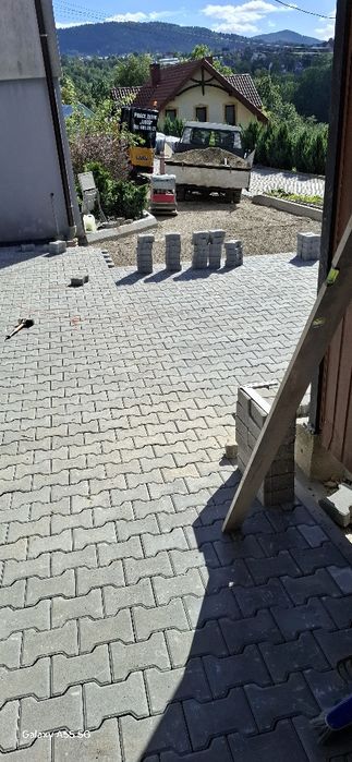 Usługi Brukarskie  Prace ziemne minikoparka Koparka