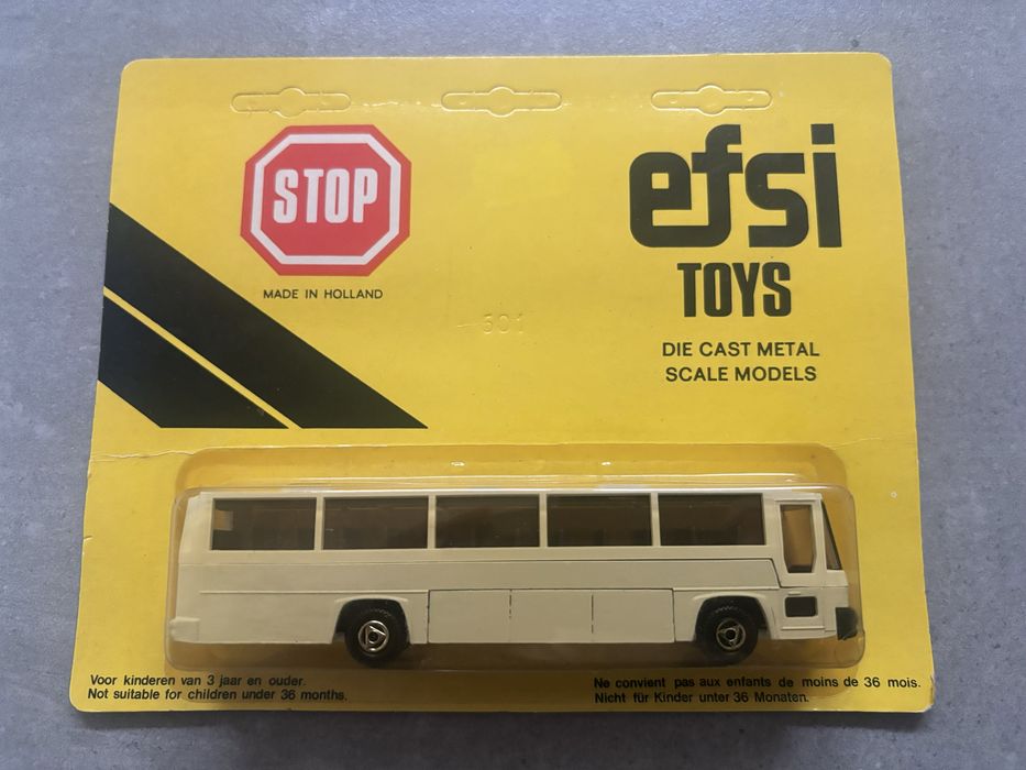 Model Resorak EFSI skala 1/87 Autokar Scania made in Holland makieta