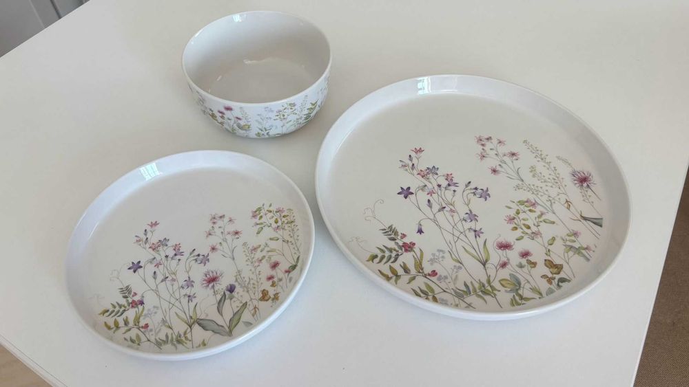 1 Conjunto de Loiça – 18 peças, novo