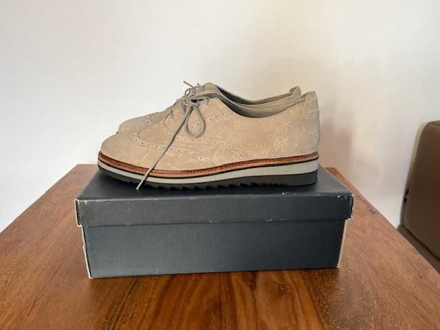 Buty oksfordki skórzane damskie Pier One