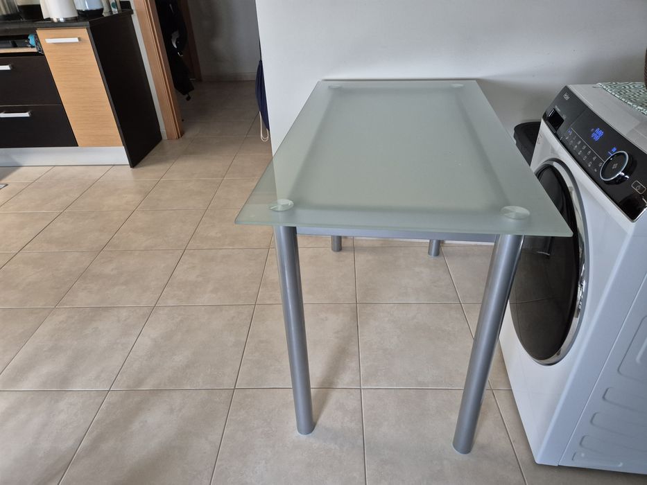 Mesa  cozinha tampo de vidro
