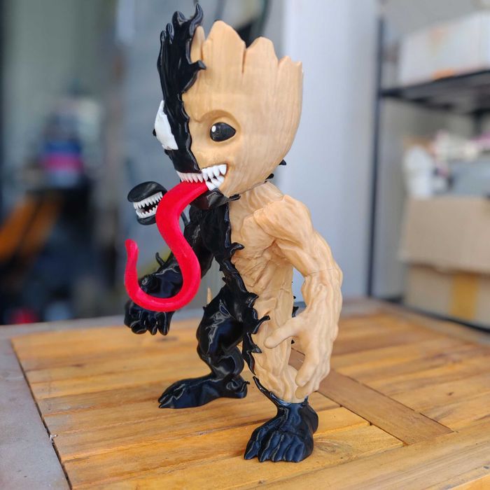 Figure Groot x Venom (Custom) – Pintado à Mão