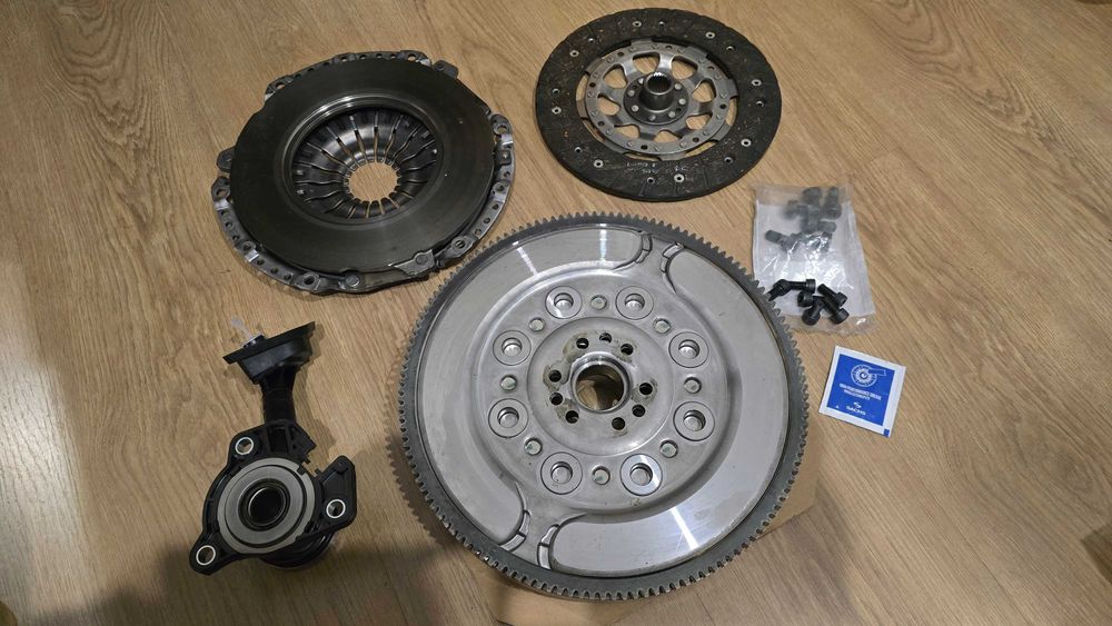 NOVO - Bimassa + Kit Embraiagem Peugeot / Citroen 1.6 HDI
