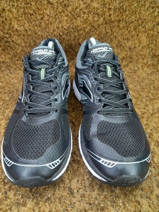Кросівки ВС Великобританії Joma Hispalis 41,42,43,44,45 розмір.