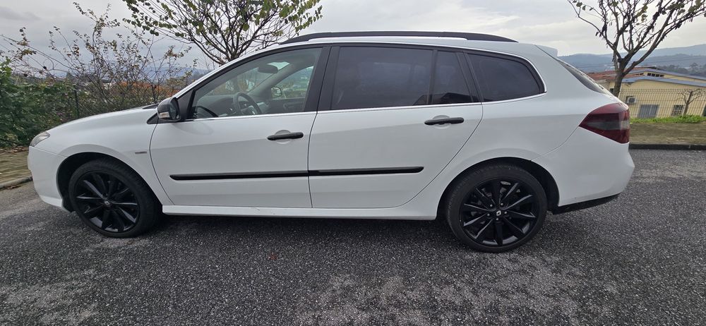 Renault Laguna Bose Edition 2.0 Full Extras