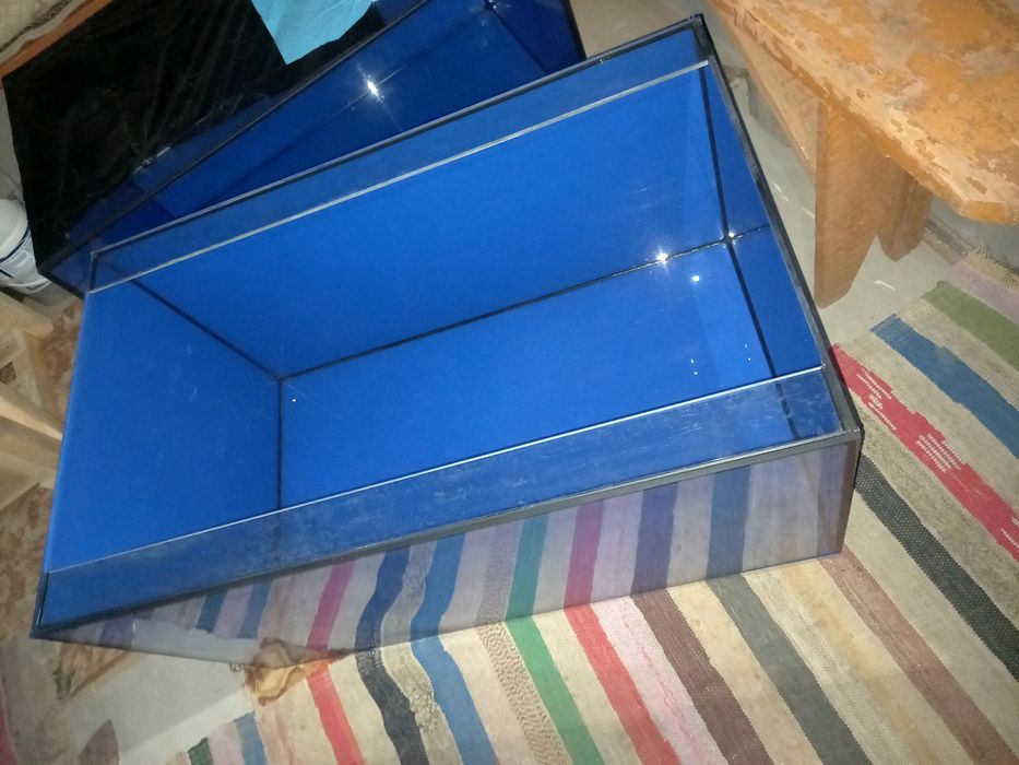 Аквариумы 117л, 200л, 300л. Коряги.