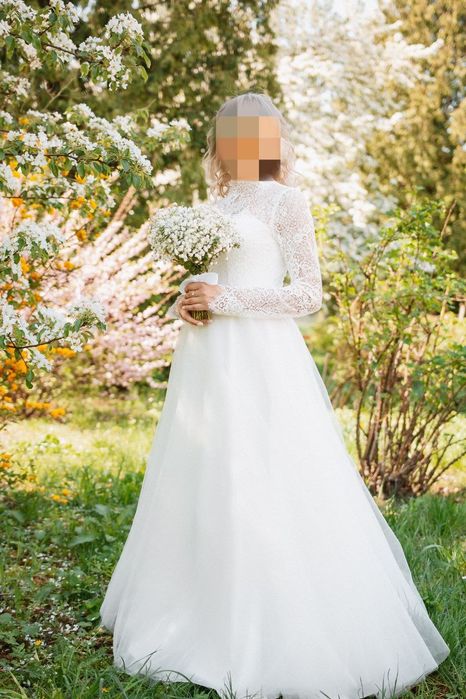 Продам весільню сукню в дуже гарному стані