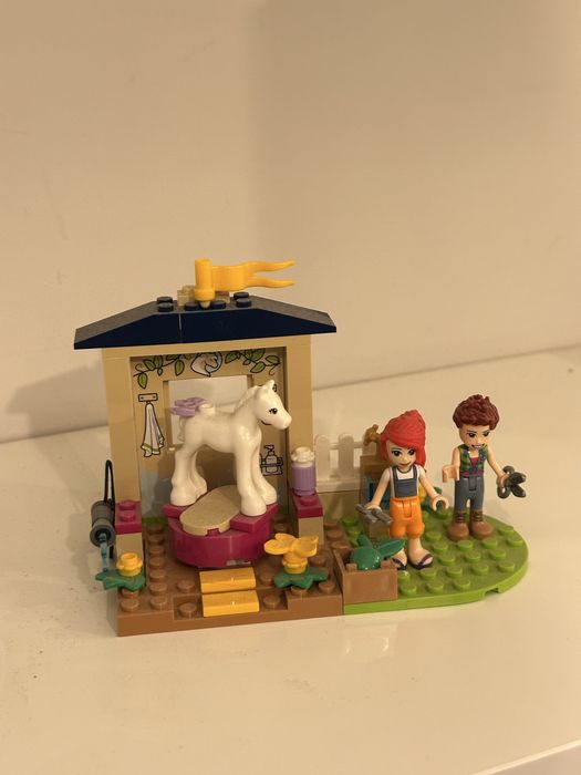 zestaw klockow Lego Friends konie jezdziectwo stajnia