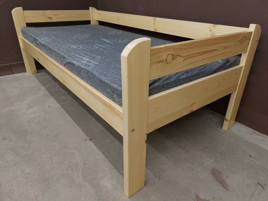 Łóżko wysokie drewniane wygodne dla seniora 90x200 120x200