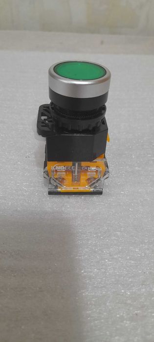 Кнопки пуск, стоп.