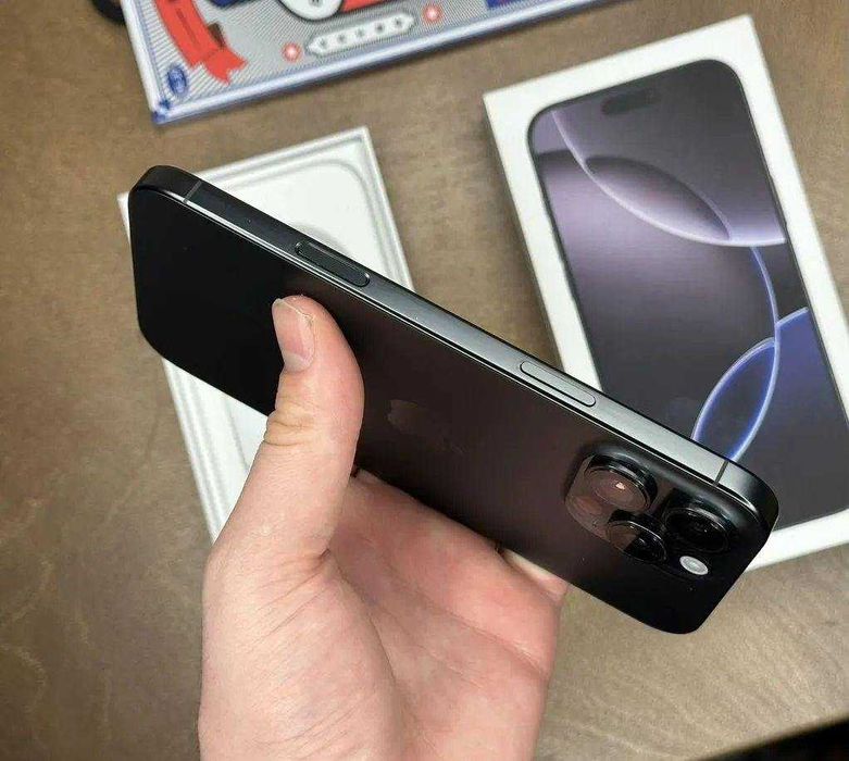 iPhone 16 Pro Max, 1 ТБ, SIM + eSIM