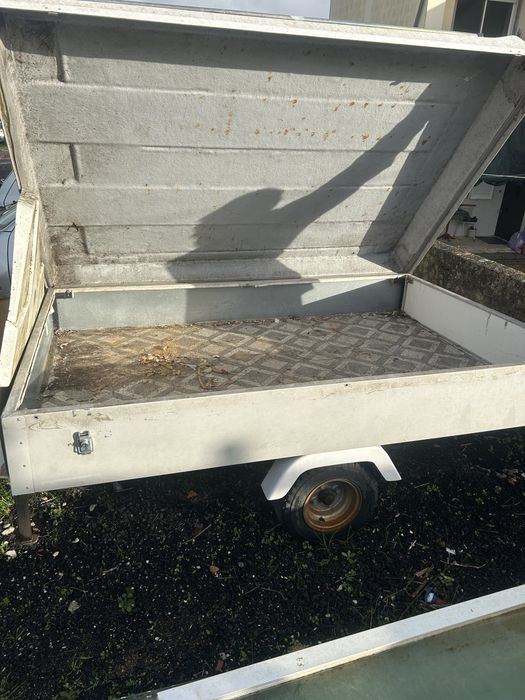 Atrelado de Campismo Usado – Saurium Magnum