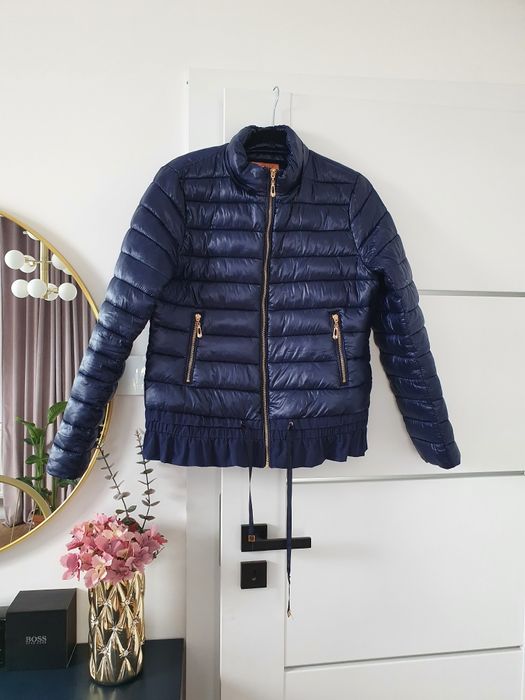 Kurtka pikowana z falbanka r.xl