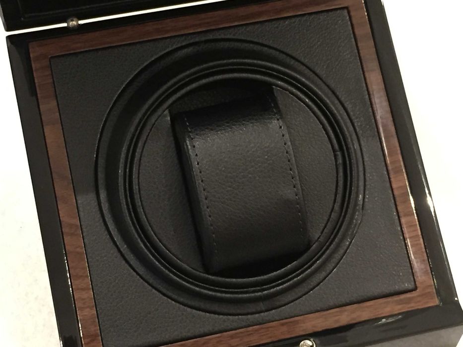 pudełko na zegarek firmy Graham