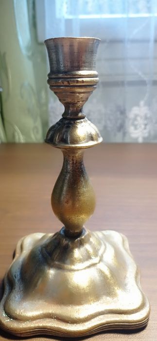 Старовинний підсвічник. Подсвечник