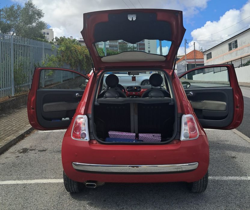 Fiat  500  1.2 Lounge 2011  - 180.241 km  - Gasolina - Pronto a andar