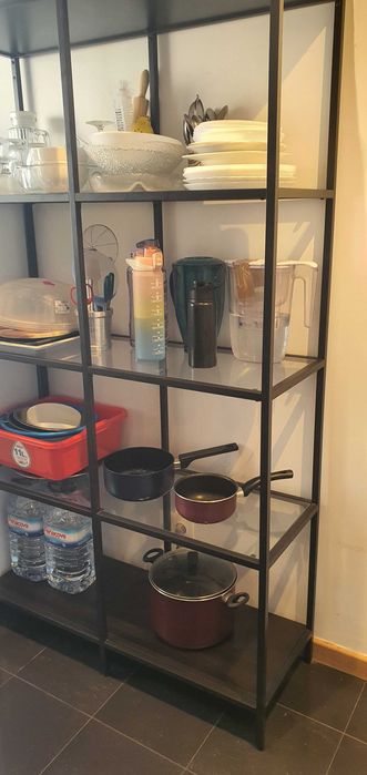 Estante vidro e metal IKEA VITTSJÖ (shelving unit) 100x175 cm – 45€