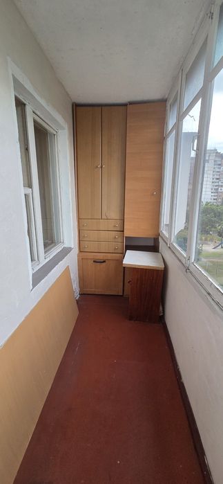 Продам 1 кімнатну Рональда Рейгана 11а