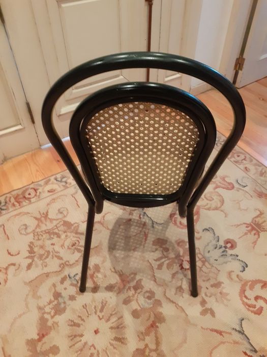 Cadeiras de jardim, de escritório e outras