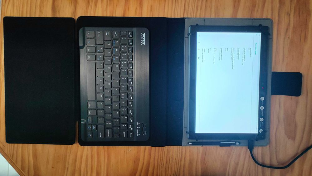 Lenovo Tablet + Case64550970695937122